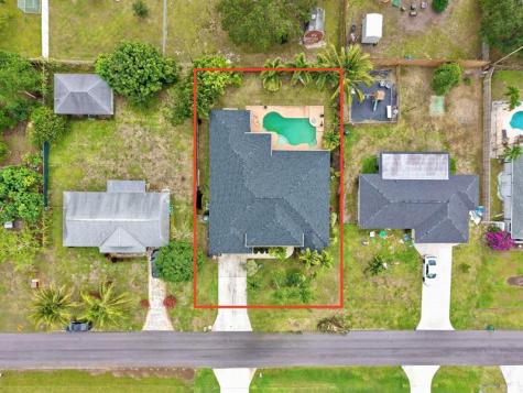 624 SW Nichols Terrace Port St Lucie FL 34953