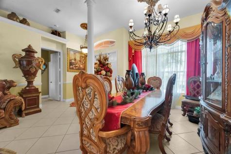 624 SW Nichols Terrace Port St Lucie FL 34953