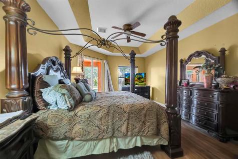 624 SW Nichols Terrace Port St Lucie FL 34953