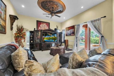 624 SW Nichols Terrace Port St Lucie FL 34953