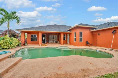 624 SW Nichols Terrace Port St Lucie FL 34953
