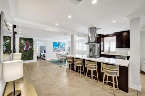 1245 NE 17th Way Fort Lauderdale FL 33304