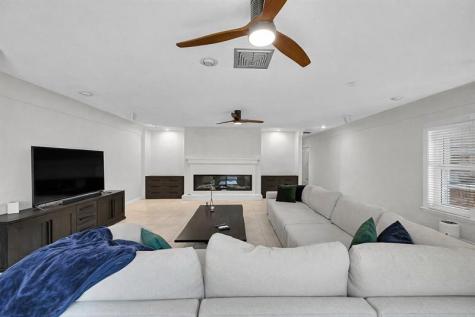 3999 NE 15th Avenue Oakland Park FL 33334