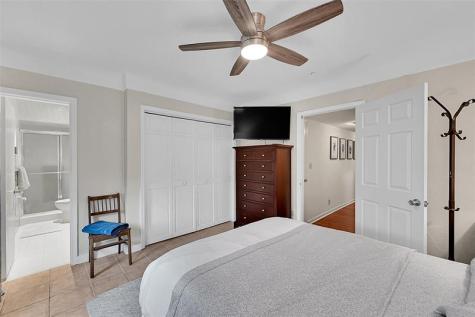 3999 NE 15th Avenue Oakland Park FL 33334