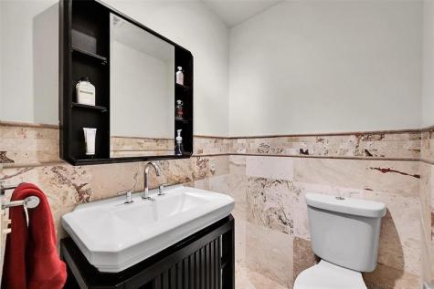 3999 NE 15th Avenue Oakland Park FL 33334