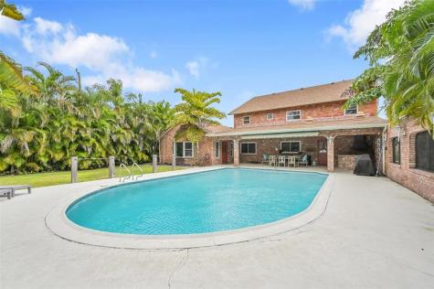 3999 NE 15th Avenue Oakland Park FL 33334