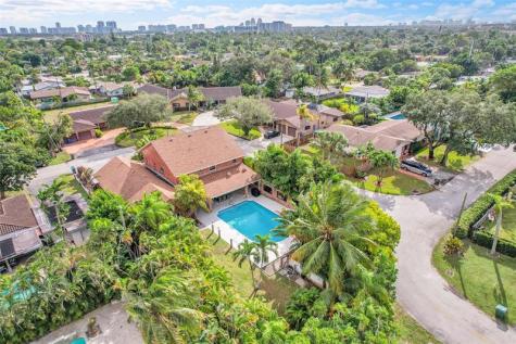 3999 NE 15th Avenue Oakland Park FL 33334