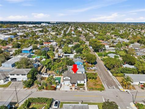 702 N 11th Avenue Lake Worth Beach FL 33460