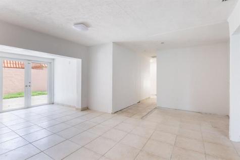 8424 SW 102nd Place Miami FL 33173