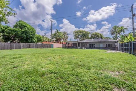 8424 SW 102nd Place Miami FL 33173