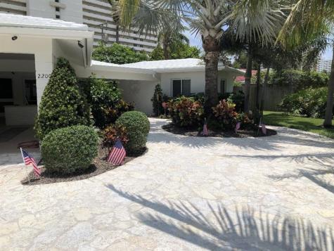 2200 NE 32nd Avenue Fort Lauderdale FL 33305