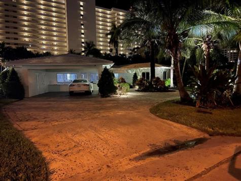 2200 NE 32nd Avenue Fort Lauderdale FL 33305