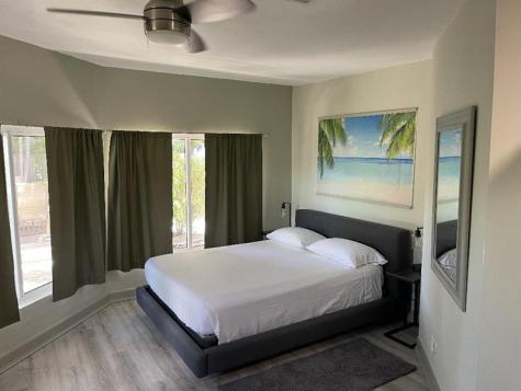 2200 NE 32nd Avenue Fort Lauderdale FL 33305