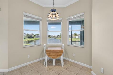 5250 E 1st Square Vero Beach FL 32968