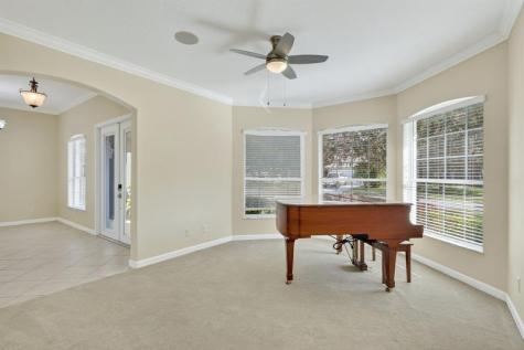 5250 E 1st Square Vero Beach FL 32968