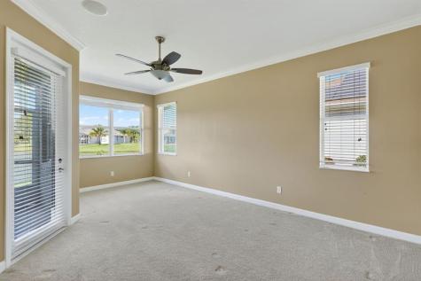 5250 E 1st Square Vero Beach FL 32968
