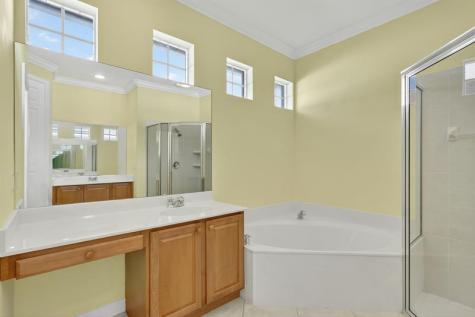 5250 E 1st Square Vero Beach FL 32968