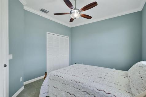 5250 E 1st Square Vero Beach FL 32968
