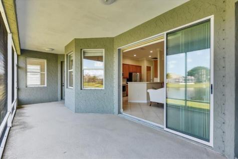 5250 E 1st Square Vero Beach FL 32968