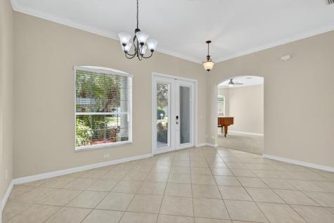 5250 E 1st Square Vero Beach FL 32968