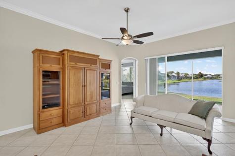 5250 E 1st Square Vero Beach FL 32968