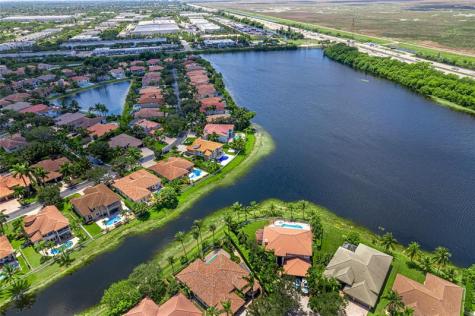 12307 NW 49th Street Coral Springs FL 33076