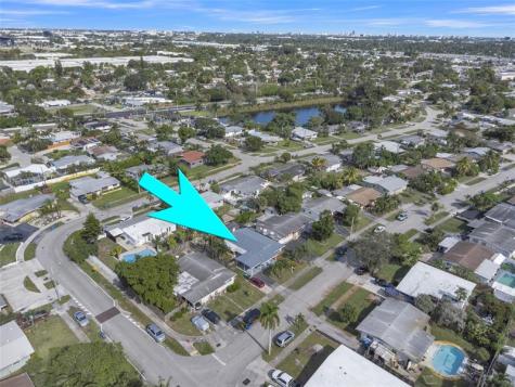 1521 NW 42nd Street Fort Lauderdale FL 33309