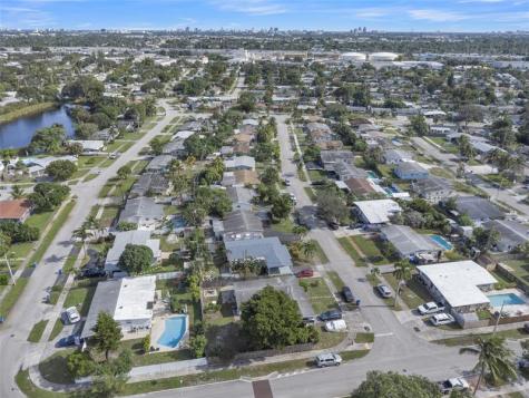 1521 NW 42nd Street Fort Lauderdale FL 33309