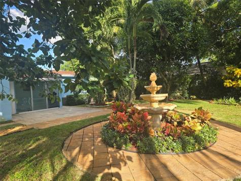 946 Alamanda Road West Palm Beach FL 33405