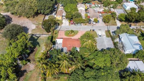 946 Alamanda Road West Palm Beach FL 33405