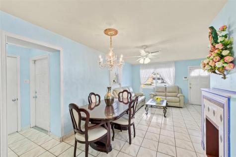 946 Alamanda Road West Palm Beach FL 33405