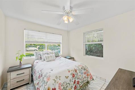 946 Alamanda Road West Palm Beach FL 33405