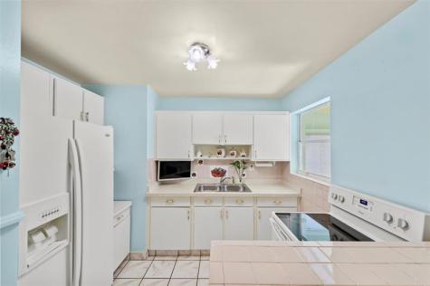 946 Alamanda Road West Palm Beach FL 33405