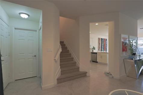 5860 NW 104th Path Doral FL 33178