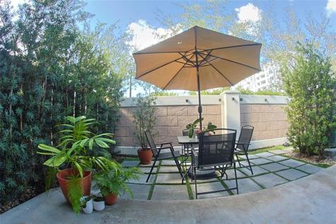 5860 NW 104th Path Doral FL 33178