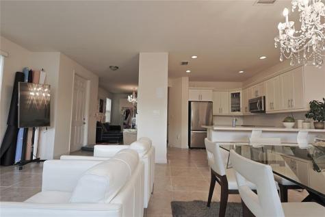 5860 NW 104th Path Doral FL 33178