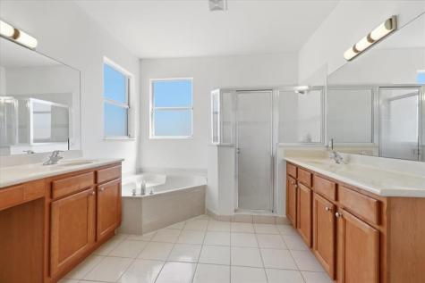 1211 NE 40th Road Homestead FL 33033