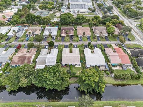 3002 NW 103rd Lane Coral Springs FL 33065