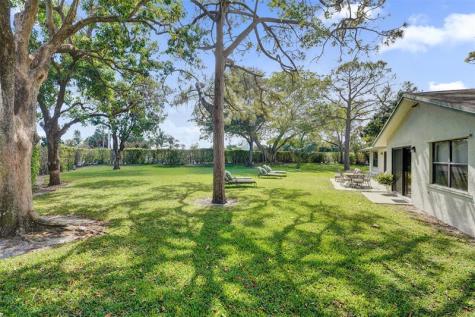 715 NW 23rd Lane Delray Beach FL 33445