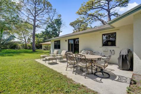 715 NW 23rd Lane Delray Beach FL 33445