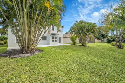 8236 White Rock Circle Boynton Beach FL 33436