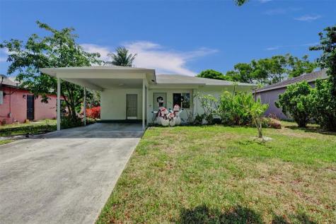 1590 NW 7th Lane Pompano Beach FL 33060