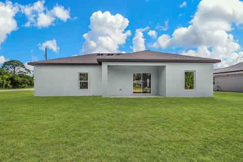 7765 102ND Court Vero Beach FL 32967