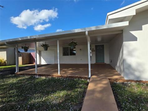 8571 NW 16th Street Pembroke Pines FL 33024