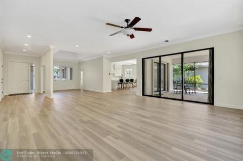 6102 SE Oakmont Place Stuart FL 34997