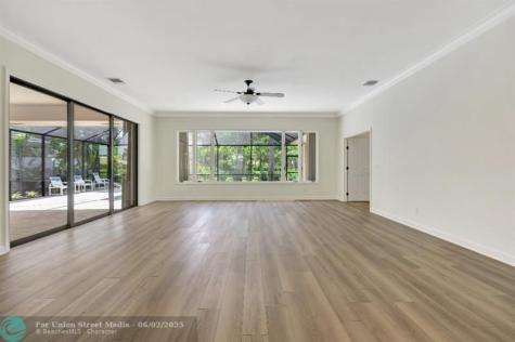 6102 SE Oakmont Place Stuart FL 34997