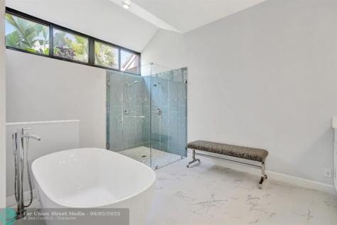 6102 SE Oakmont Place Stuart FL 34997
