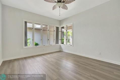 6102 SE Oakmont Place Stuart FL 34997