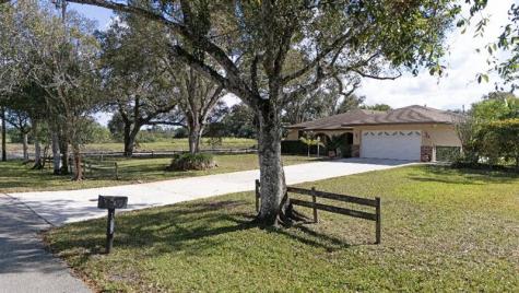 13602 SW 24th Street Davie FL 33325