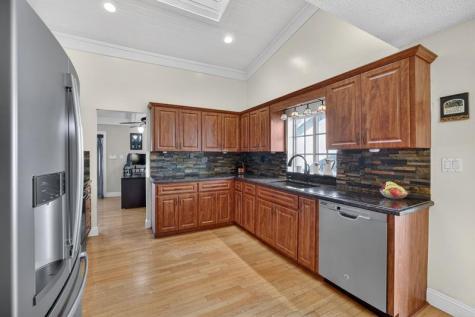 7409 Corkwood Terrace Tamarac FL 33321